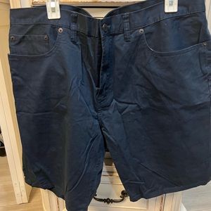 Gap Men Slim Shorts Size 40